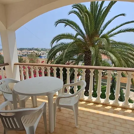 Apartment Traditional In